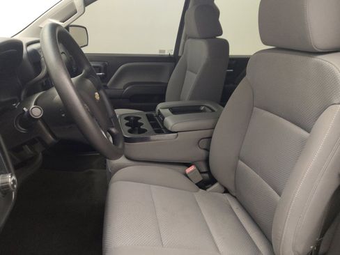 Used 2018 Chevrolet Silverado 1500 Custom w/ Custom Value Package image 17