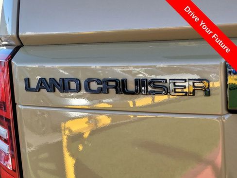 Used 2026 Toyota Land Cruiser w/ Premium Package AWD/4WD image 26