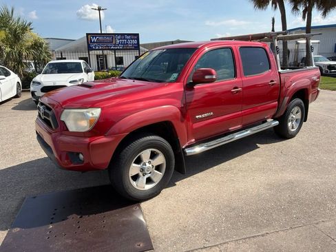 Used 2012 Toyota Tacoma PreRunner w/ TRD Sport Pkg RWD image 2