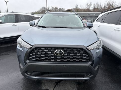 Used 2024 Toyota Corolla Cross LE image 28