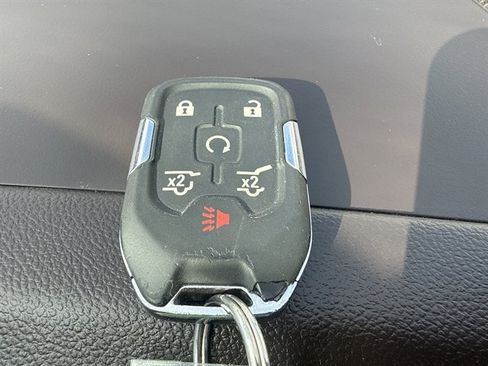 Used 2020 GMC Yukon SLT w/ Open Road Package image 56