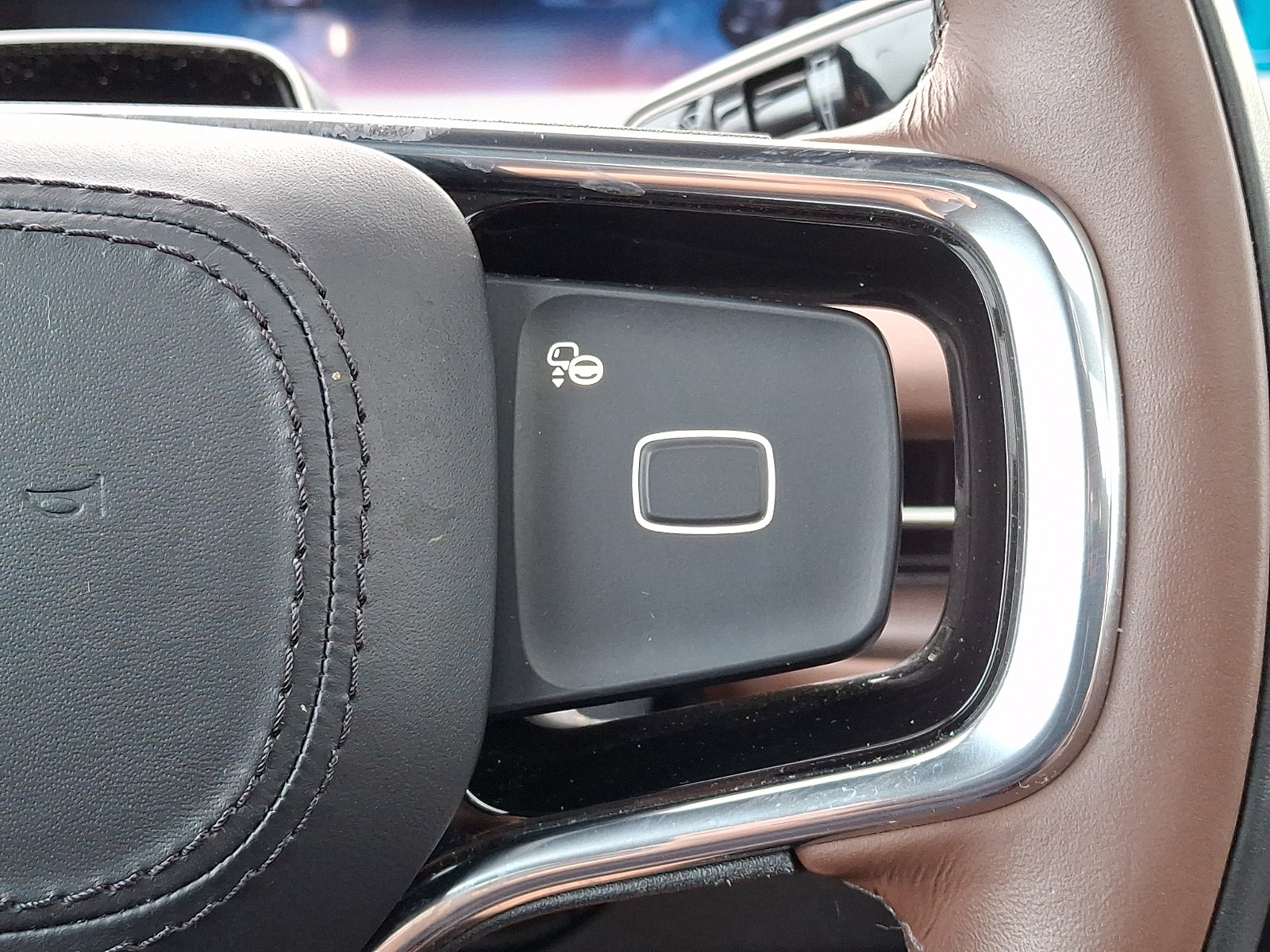 Used 2025 Lincoln Navigator Reserve AWD/4WD image 24