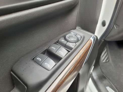 Used 2022 Chevrolet Silverado 1500 High Country w/ Safety Package II image 25