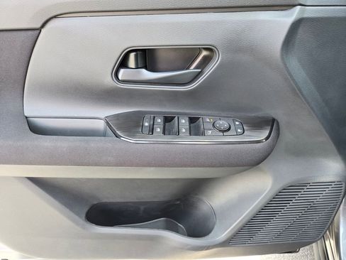 New 2026 Nissan Kicks S FWD image 9