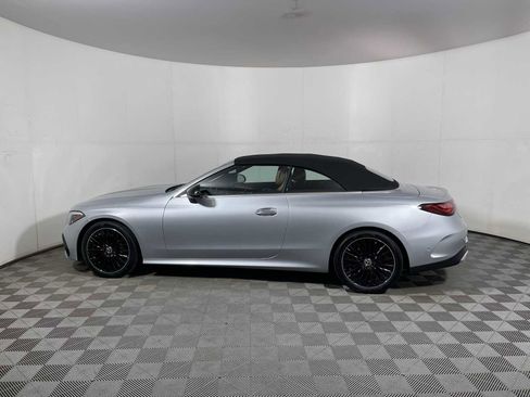 Used 2025 Mercedes-Benz CLE 300 4MATIC Cabriolet image 4