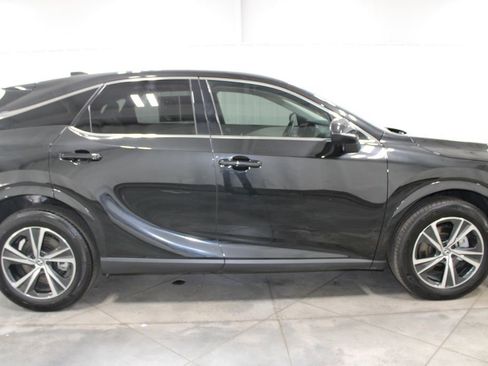 Used 2024 Lexus RX 350 FWD w/ Technology Package image 11