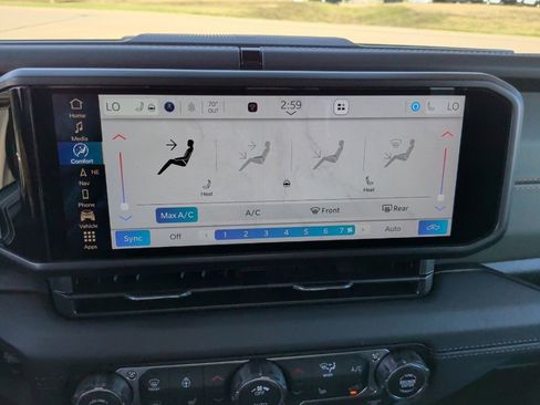 New 2026 Jeep Gladiator Mojave image 27