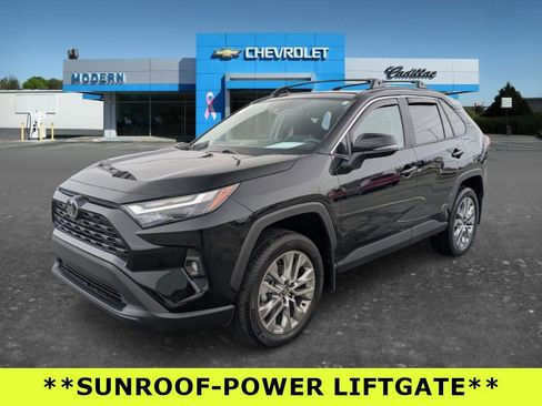 Used 2025 Toyota RAV4 XLE Premium image 1