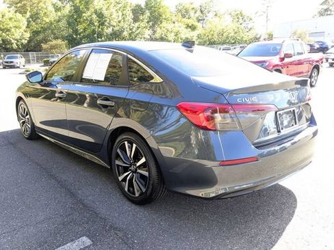 Certified 2024 Honda Civic EX image 9