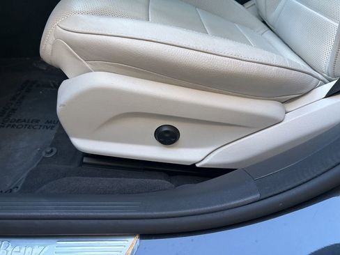 Used 2023 Mercedes-Benz E 350 Sedan w/ Premium Package image 43