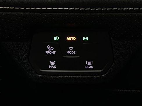 New 2026 Volkswagen Atlas Cross Sport SE AWD/4WD image 15