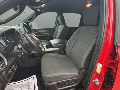 Used 2020 RAM 2500 Big Horn w/ Level 1 Equipment Group image 9