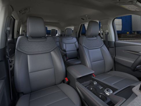 New 2026 Ford Explorer Active w/ Active Comfort Package image 10