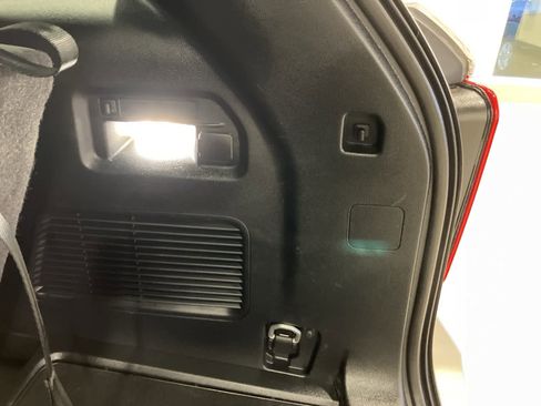 Used 2023 Ford Explorer XLT w/ Equipment Group 202A image 29