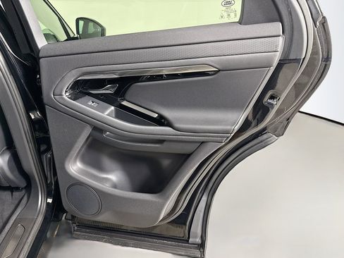 Used 2023 Land Rover Range Rover Evoque R-Dynamic S image 26