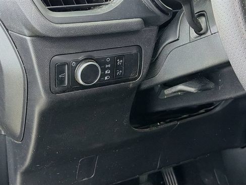 Used 2025 Ford Escape ST-Line w/ Tech Pack #1 FWD image 12