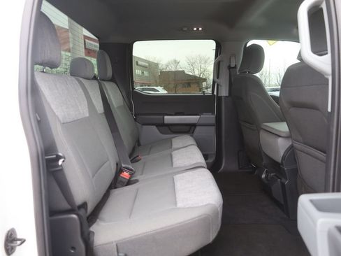 Used 2023 Ford F150 XLT AWD/4WD image 19