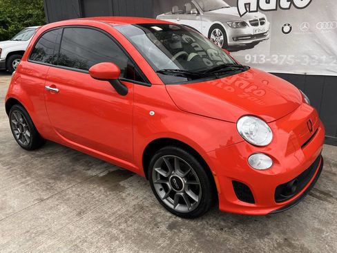 Used 2019 FIAT 500 Pop w/ Popular Equipment Package FWD image 10