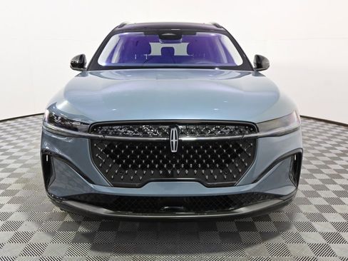 New 2026 Lincoln Nautilus Reserve w/ Jet Appearance Package AWD/4WD image 10