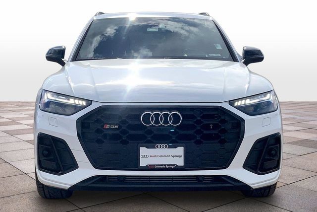 Used 2024 Audi SQ5 Prestige w/ Prestige Package AWD/4WD image 3