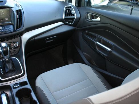 Used 2013 Ford C-MAX SE image 18
