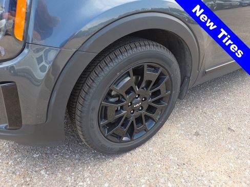 Used 2022 Kia Telluride SX w/ SX Prestige Package AWD/4WD image 16