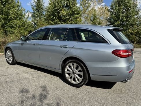 Used 2018 Mercedes-Benz E 400 4MATIC Wagon image 8