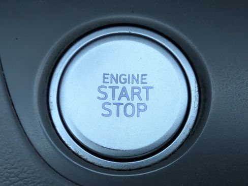 Used 2024 Hyundai Elantra SEL w/ Convenience Package image 24