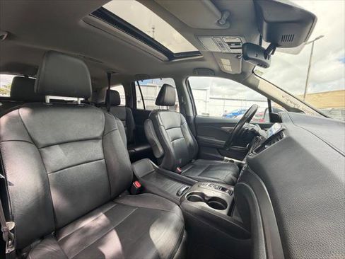 Used 2022 Honda Pilot Special Edition image 11