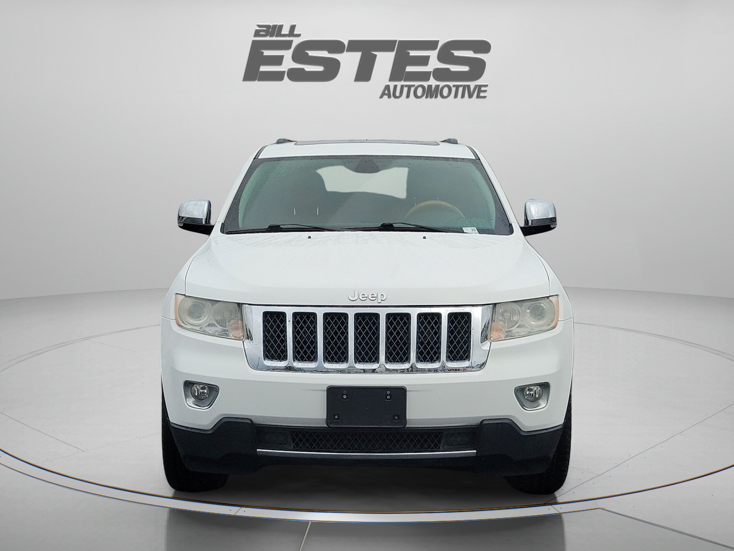 Used 2013 Jeep Grand Cherokee Overland AWD/4WD image 6
