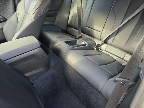 Used 2024 BMW 230i Coupe image 15