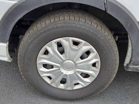 Used 2023 Ford Transit 350 XLT RWD image 15