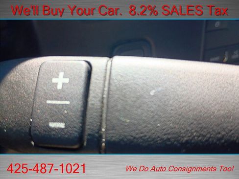 Used 2018 Chevrolet Express 2500 w/ Driver Convenience Package RWD image 18