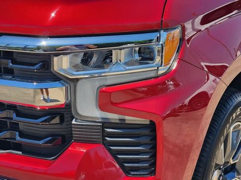 Used 2023 Chevrolet Silverado 1500 LT RWD image 9