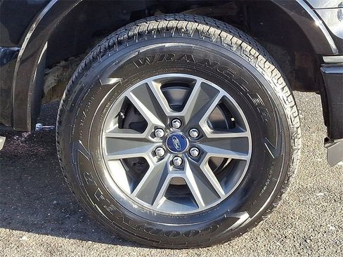 Used 2016 Ford F150 XLT w/ Equipment Group 301A Mid image 8