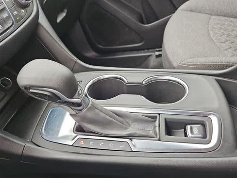 Used 2022 Chevrolet Equinox LT FWD image 25