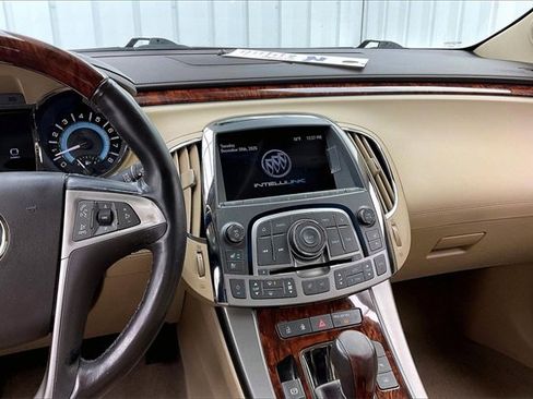 Used 2013 Buick LaCrosse Premium image 6