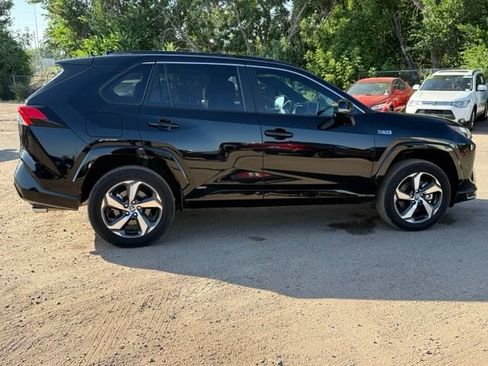 Used 2024 Toyota RAV4 SE w/ Weather & Moonroof Package AWD/4WD image 7