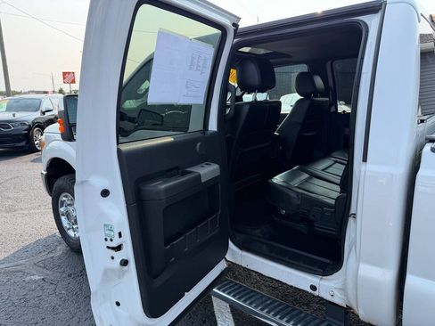 Used 2016 Ford F250 Lariat w/ Lariat Ultimate Package AWD/4WD image 37