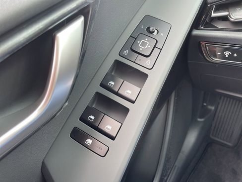 New 2026 Kia Niro LX FWD image 22