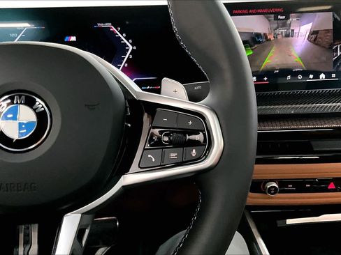 Used 2025 BMW M340i w/ Premium Package image 22