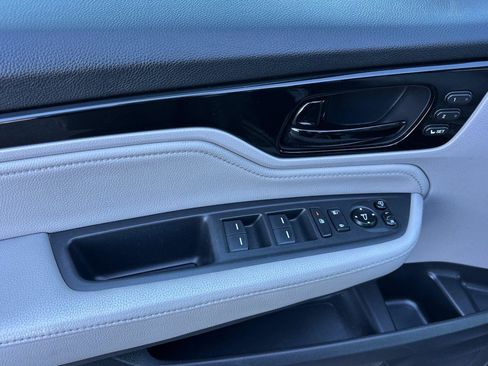 Used 2018 Honda Odyssey Elite image 10