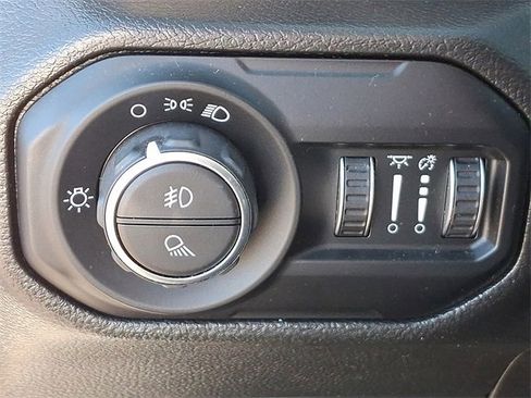 Used 2021 Jeep Gladiator Sport image 23