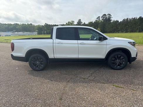 New 2026 Honda Ridgeline Sport image 8