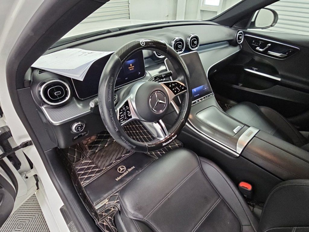 Used 2024 Mercedes-Benz C 300 Sedan image 12
