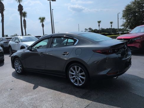Used 2023 MAZDA MAZDA3 s FWD image 6