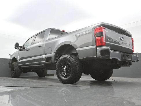 Used 2026 Ford F250 Lariat w/ Tremor Off-Road Package AWD/4WD image 42