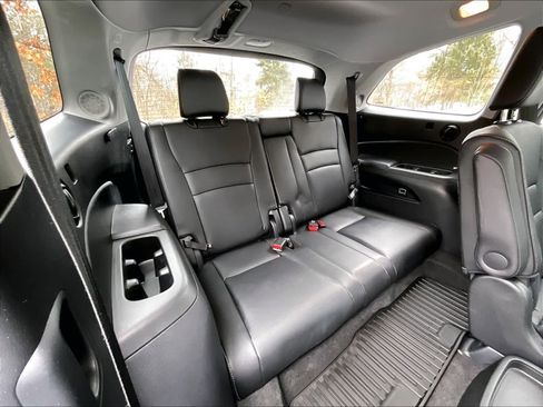 Used 2018 Honda Pilot Elite image 17