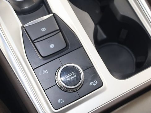 Used 2022 Ford Explorer King Ranch w/ Premium Technology Package image 29