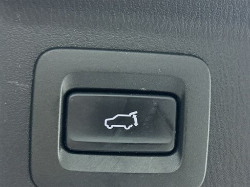 Used 2019 MAZDA CX-9 Touring FWD image 30